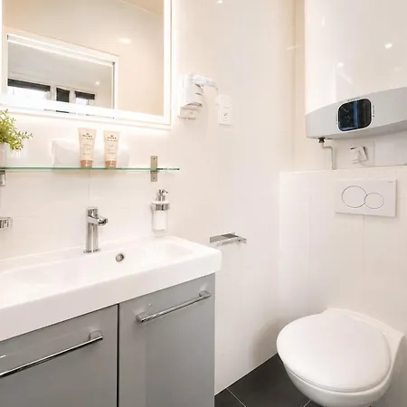 Louvre Lejlighed *