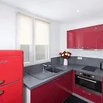 Apartment Louvre *